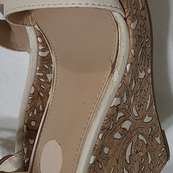 Jessica Simpson cork & cream platform sandals size 11 - Picture 13 of 16